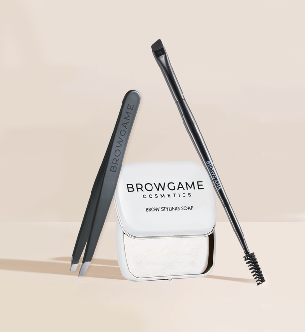 We have bundled some of our bestselling products to give you an "online exclusive" super duper mega deal! This kit contains Signature Slanted Tweezer Blackout, Signature 10x Suction Mirror and Brow Styling Soap so that you can have the perfect eyebrows!