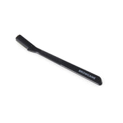 Browgame Cosmetics Eyebrow Knife comfortably removes even the shortest hairs, to get rid of any unwanted facial hair.