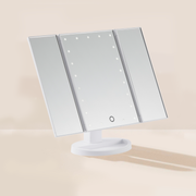 Our foldable 3 panels mirror provide a perfect panoramic view of your gorgeous face. Features foldable wings to give you a range of beautifying angles and a three dimensional makeup experience. 